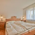 Casa Arturo 412 *